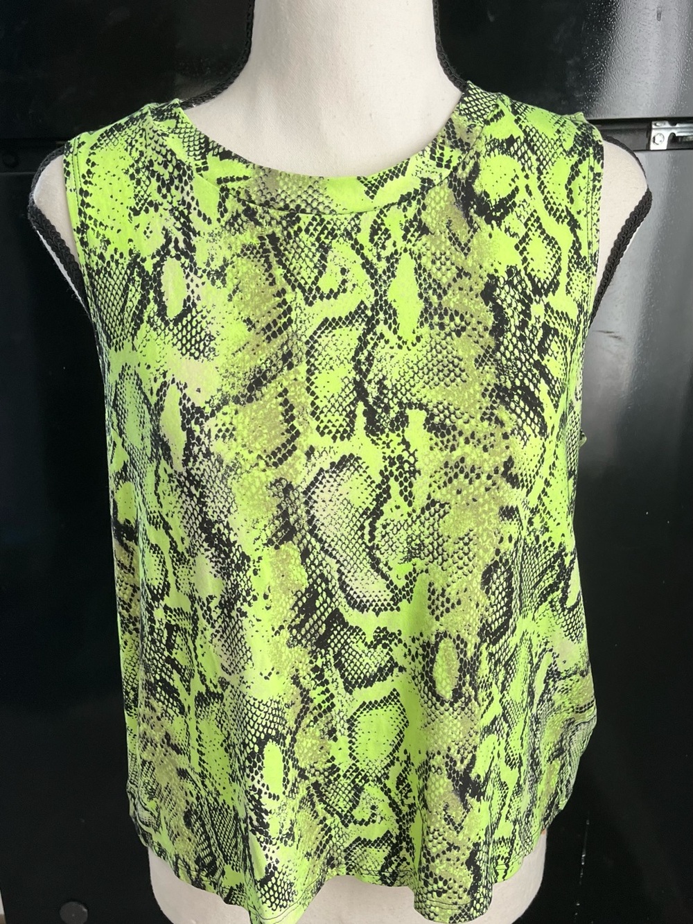 Love T stretch, neon, green, snake print tank top size medium